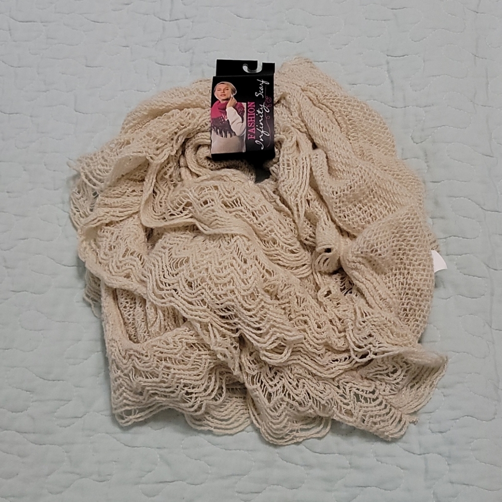 NWT Blue Star Infinity Scarf